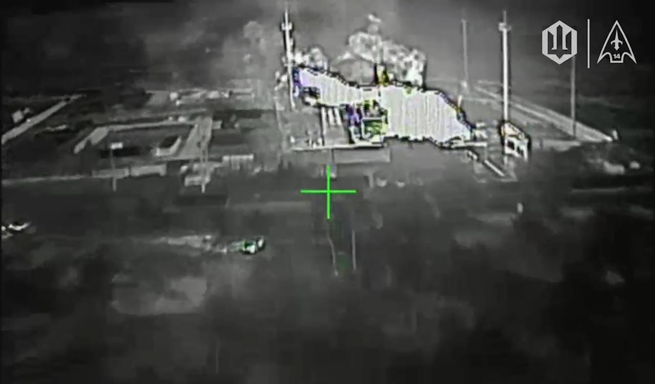 "Топливный бак пустеет": "Птицы Мадьяра" поразили три газораспределительные станции на оккупированной Луганщине. Фото