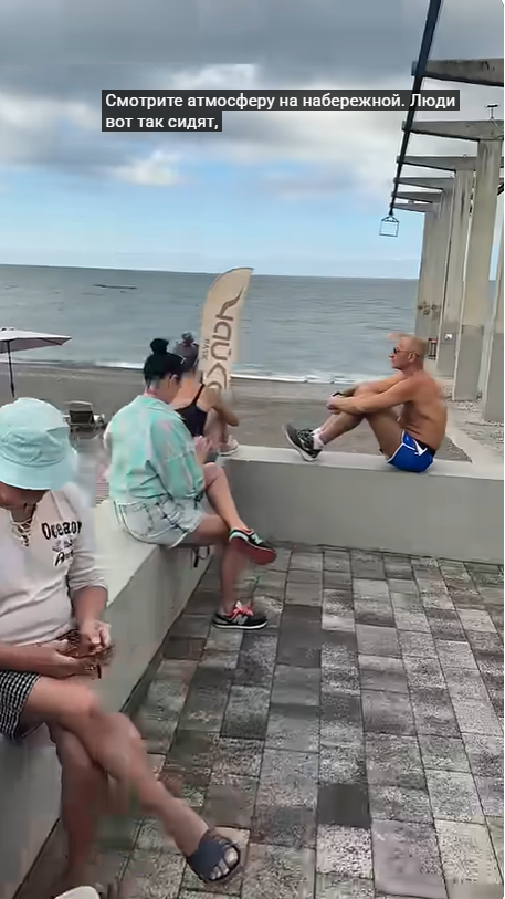 "Все говорили, что безопасно, а сейчас нас выгнали с пляжа": как украинские дроны сорвали бархатный сезон в Краснодарском крае России