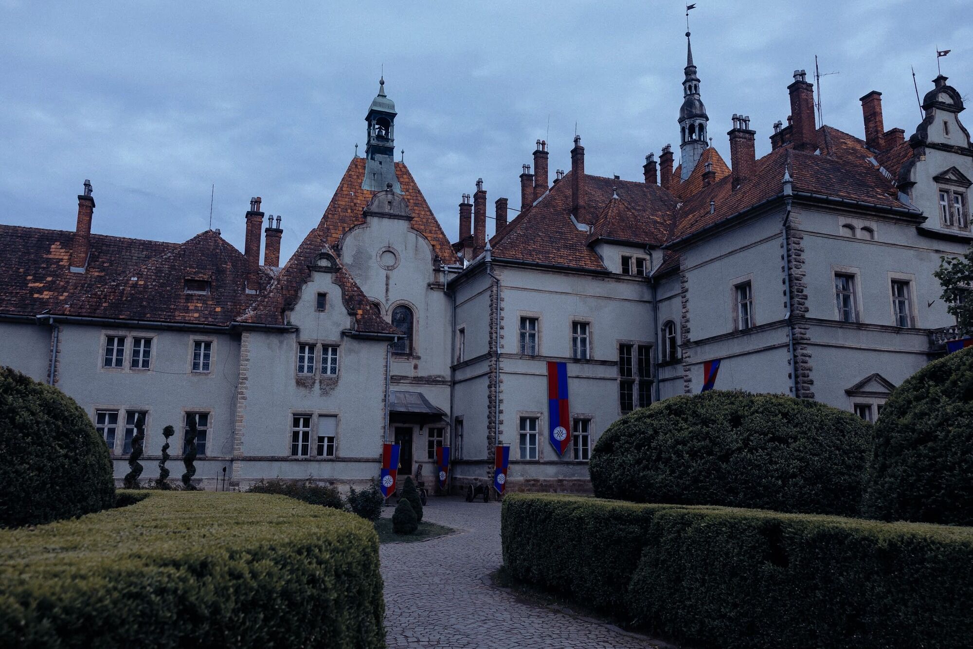 Олексій Гнатковський став ведучим шоу "Зрадники" на SWEET.TV