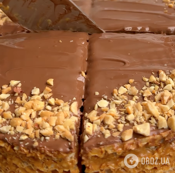 Самый вкусный вафельный торт с орешками: готовится 10 минут