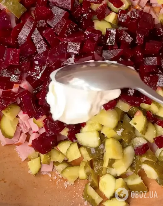 Вкуснее, чем винегрет и ''Шуба'': легкий салат из свеклы, который хочется есть каждый день