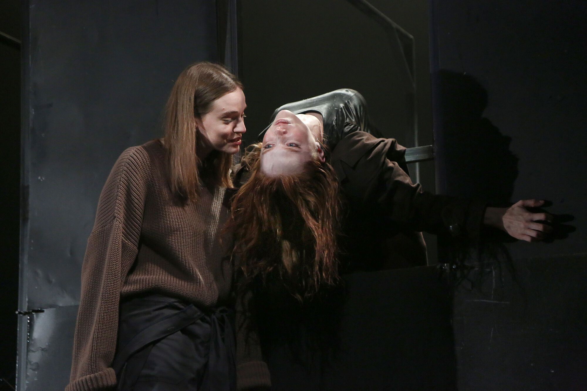 Плач земли, или Треугольник печали