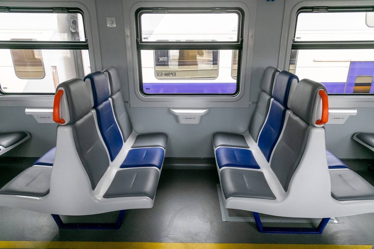 Как выглядит обновленный поезд внутри