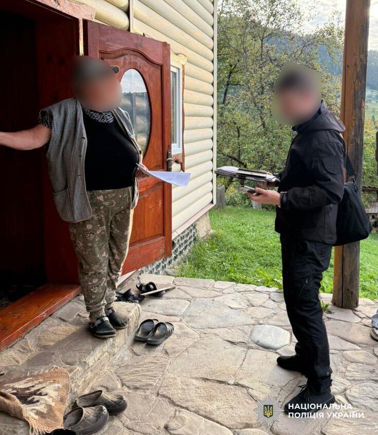 Поліцейські викрили масштабну схему незаконного привласнення