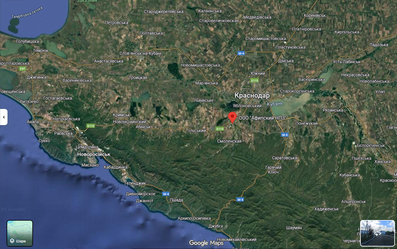 Дроны атаковали Афипский НПЗ, вспыхнул мощный пожар: российские власти говорят об "обломках". Фото и видео