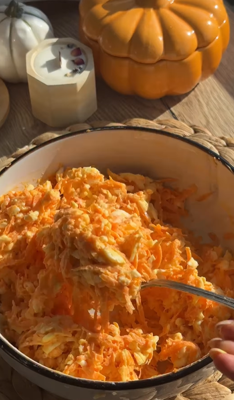 Ленивая намазка из моркови и плавленого сыра: рецепт бюджетной закуски на каждый день и для праздничного стола