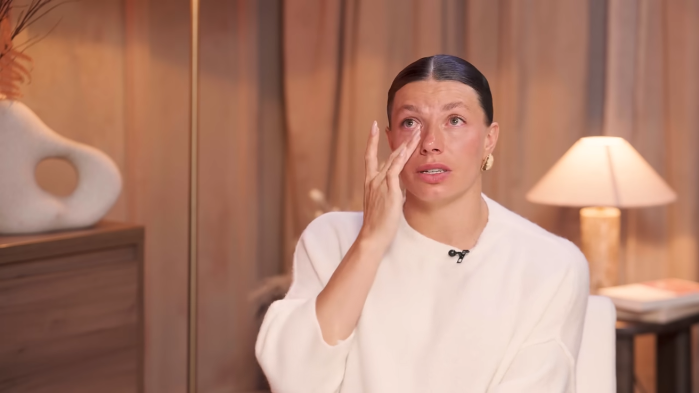 "Я чувствовала такую боль. Это было ужасно". Марина Бех-Романчук впервые призналась, что с ней происходило, и заплакала. Видео