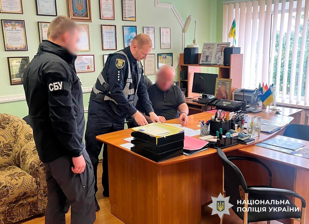 Руководителей станций Одесской железной дороги разоблачили на махинациях с вагонами: состоялось 20 обысков. Фото