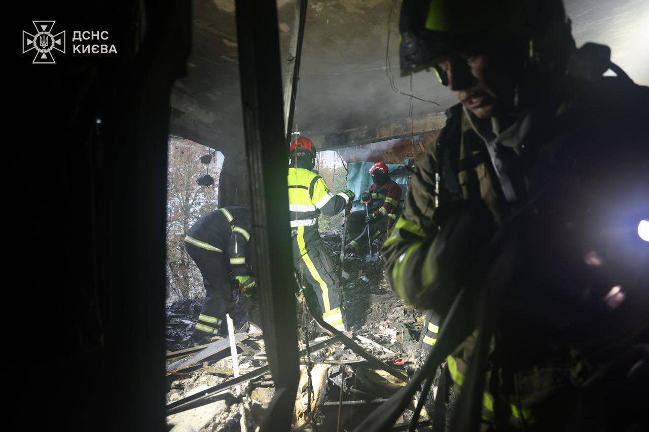 В Киеве армия РФ попала в Институт кардиологии: погибли медсестра и пациент