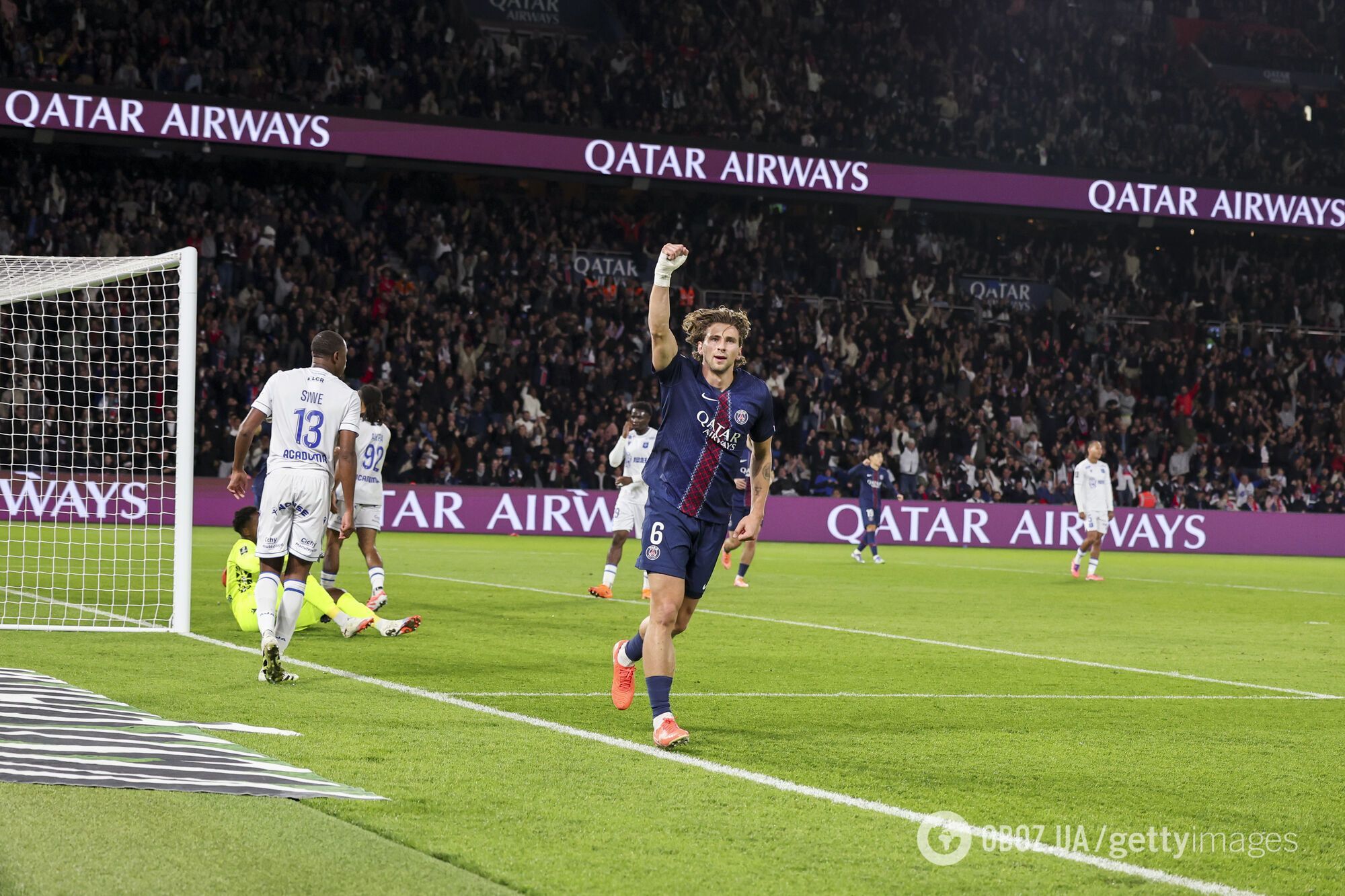 Неполноценный: вратарь сборной России не вынес прихода Забарного и решил покинуть ПСЖ