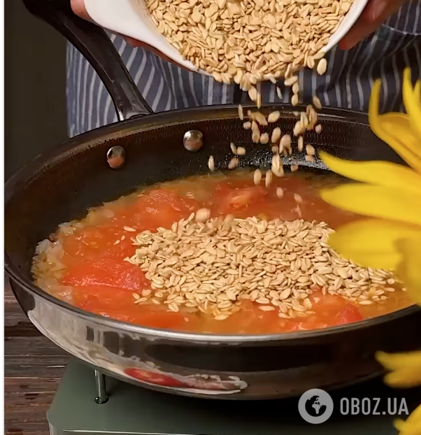 Как вкусно приготовить овсянку на сковороде: рассказываем, что раскроет вкус крупы