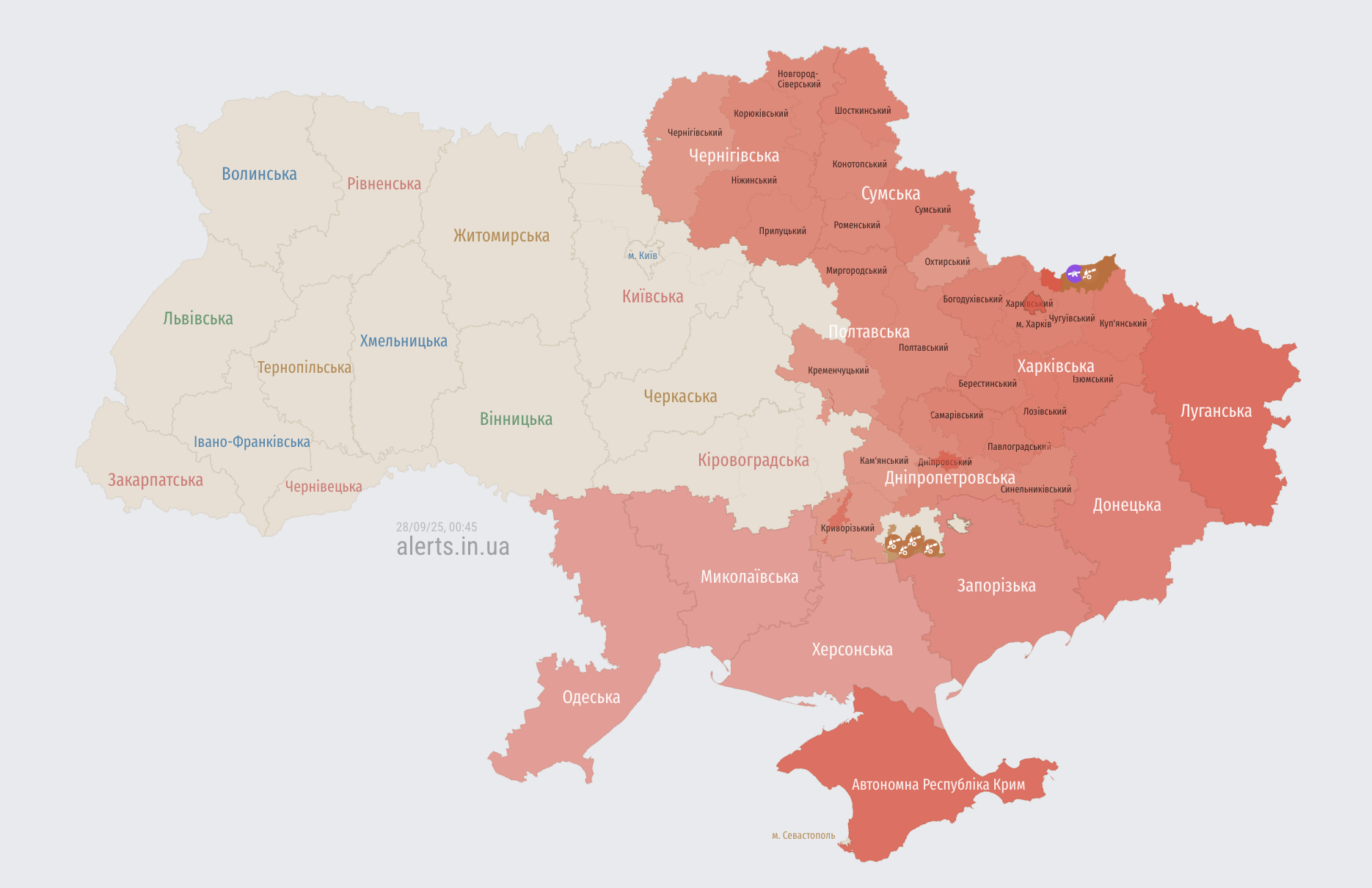 Украина пережила самую массированную воздушную атаку за год: враг запустил сотни "Шахедов", "Кинжалы" и ракеты с Ту-95МС. Все детали, фото и видео