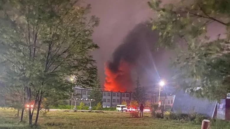 У Генштабі підтвердили ураження заводу в Брянській області, який виготовляє продукцію для військових потреб РФ. Фото і відео