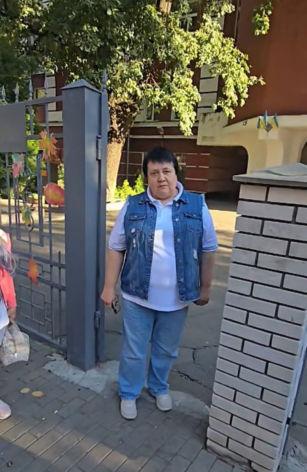 Власти обещают уволить директора киевской гимназии, которая не пустила детей на занятия из-за шорт: в столице разгорелся скандал из-за школьной формы