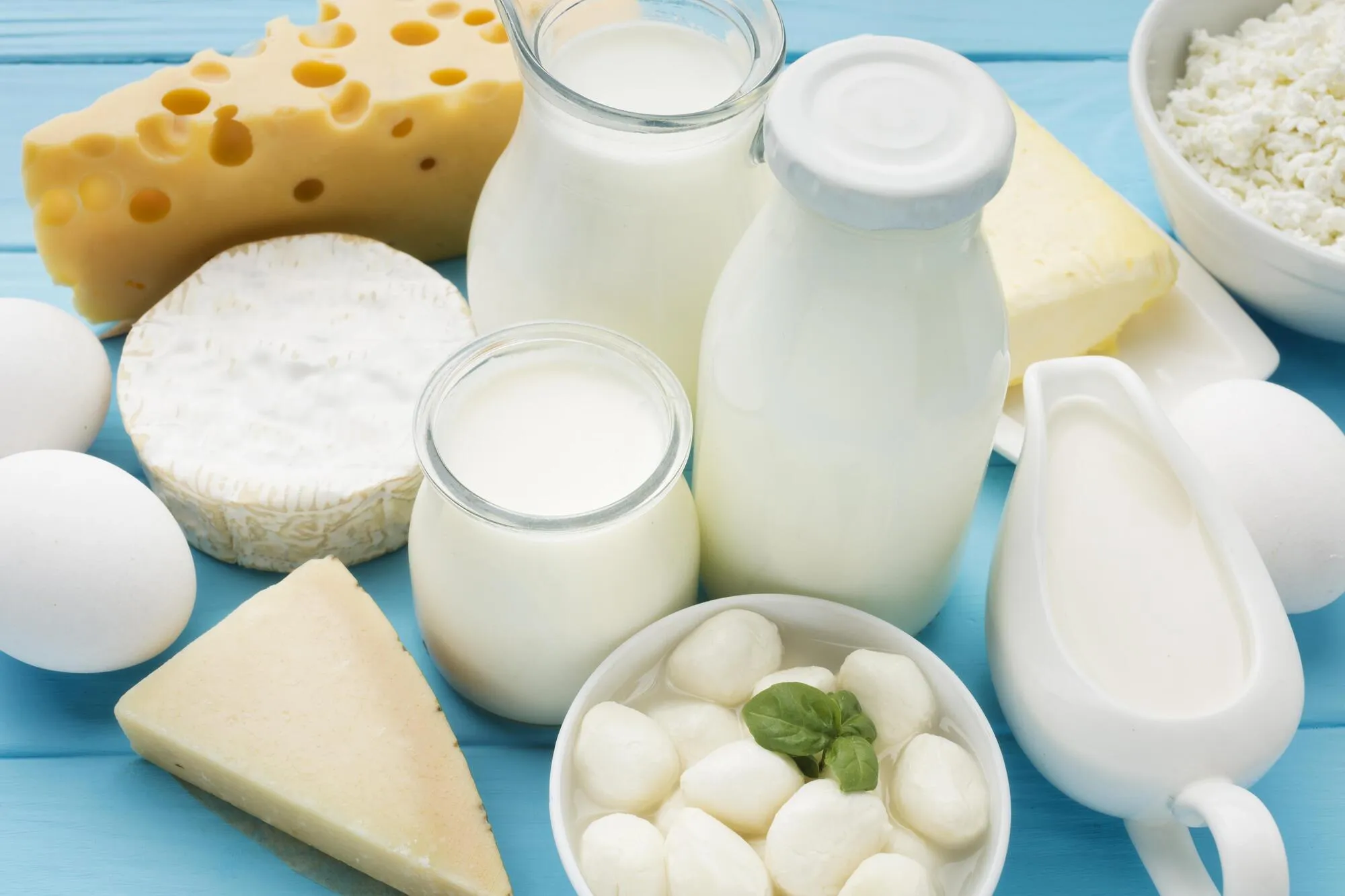 Какие продукты ни в коем случае нельзя замораживать: это может быть опасно