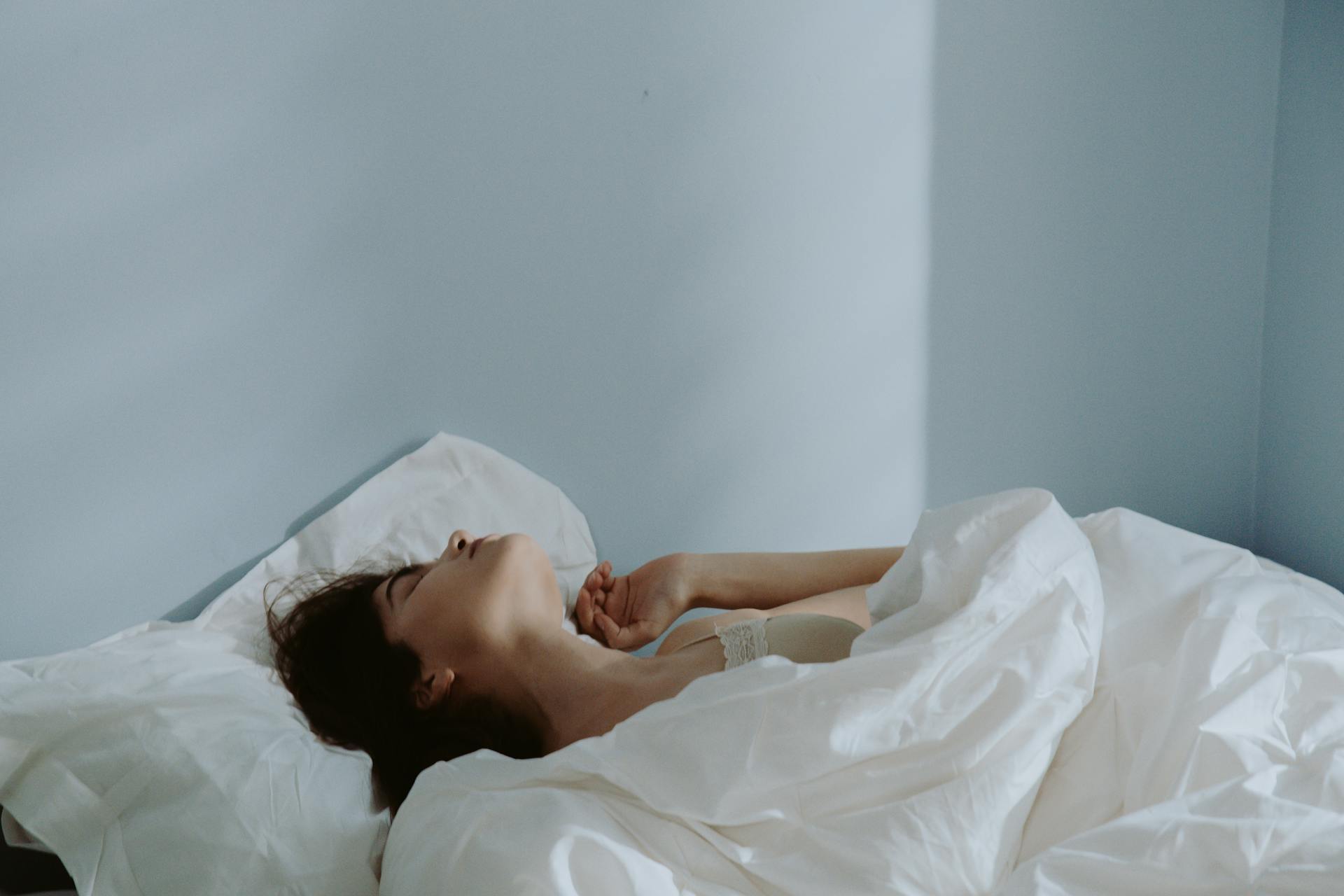 Чи допомагають важкі ковдри позбутися тривоги? Відповідь вчених