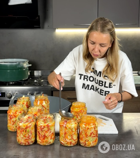 Самый вкусный салат из капусты, моркови и перца на зиму: настоящее ''лето в банке''
