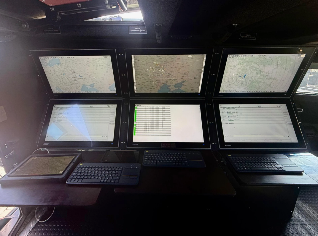 Усиленная защита и пункт управления ПВО: "Украинская бронетехника" представила обновленные машины "Новатор"