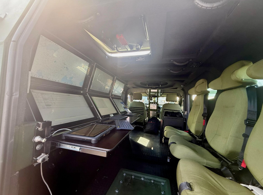 Усиленная защита и пункт управления ПВО: "Украинская бронетехника" представила обновленные машины "Новатор"