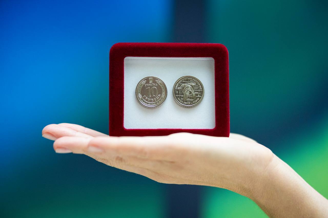 Нацбанк ввів в обіг нову монету номіналом 10 грн