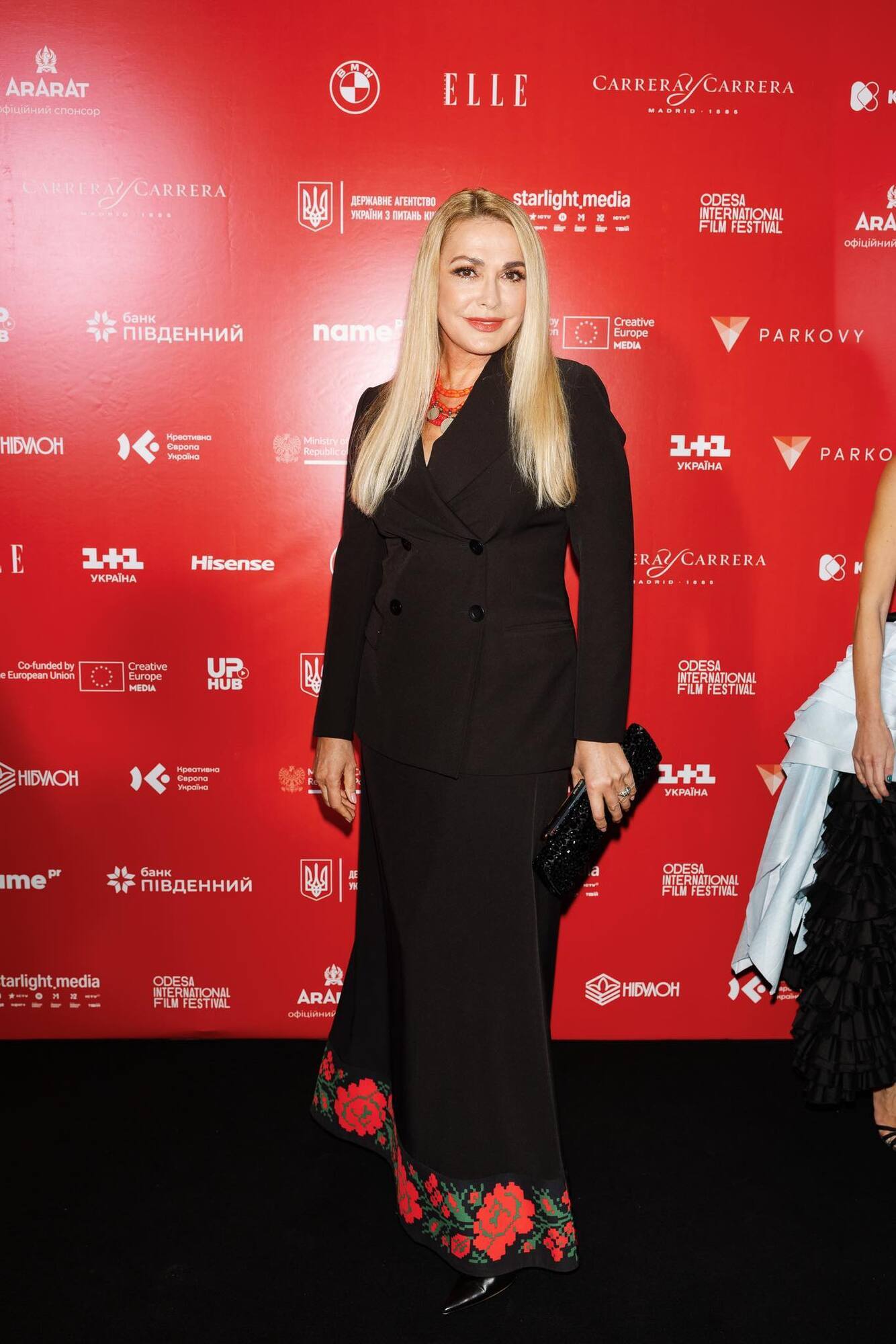 "Многие удивились". Ольга Сумская рассказала, как вместе с дочкой из Москвы поздравила бывшего мужа с юбилеем