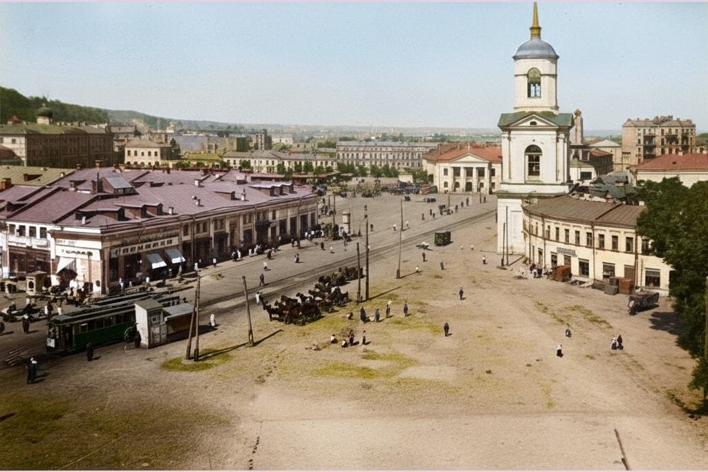 Серце Подолу: який вигляд мали Гостиний двір та Контрактова площа в Києві у 1920-х роках. Фото