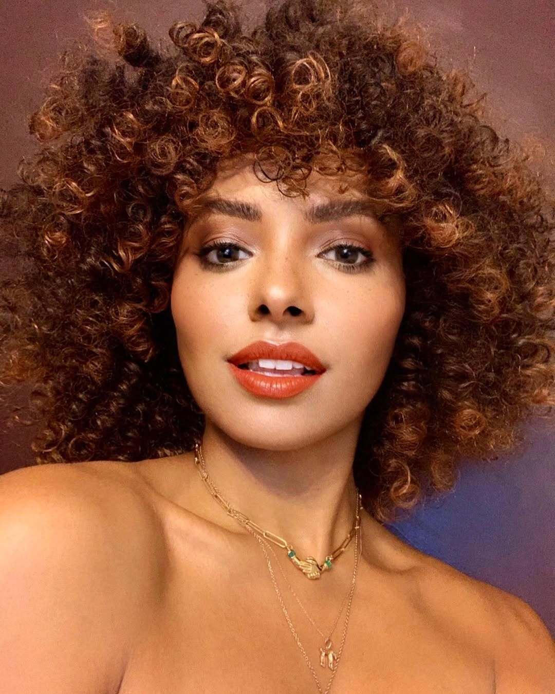 Найкращі стрижки для обличчя у формі серця: поради стилістів