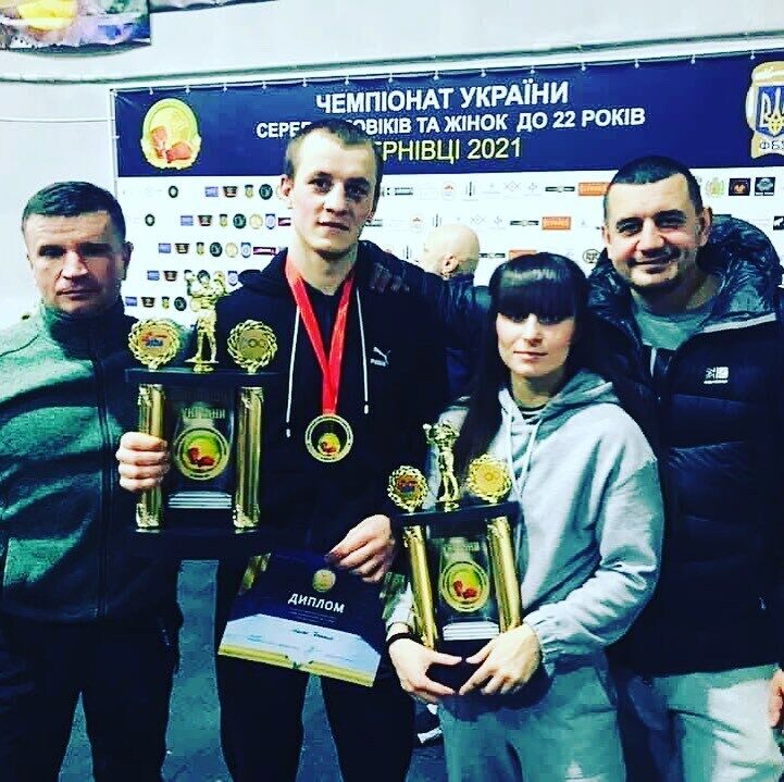 "З танків лупили у наш будинок": єдиний український призер чемпіонату світу з боксу отримав пораду Усика, жив в облозі РФ і вимкнув колишнього росіянина