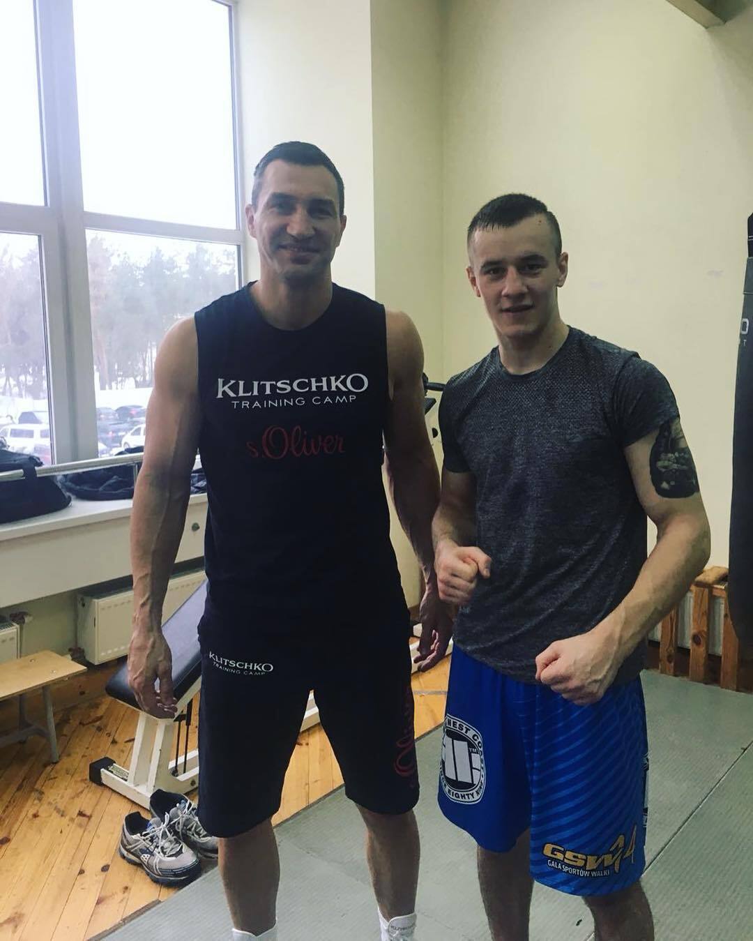 "З танків лупили у наш будинок": єдиний український призер чемпіонату світу з боксу отримав пораду Усика, жив в облозі РФ і вимкнув колишнього росіянина