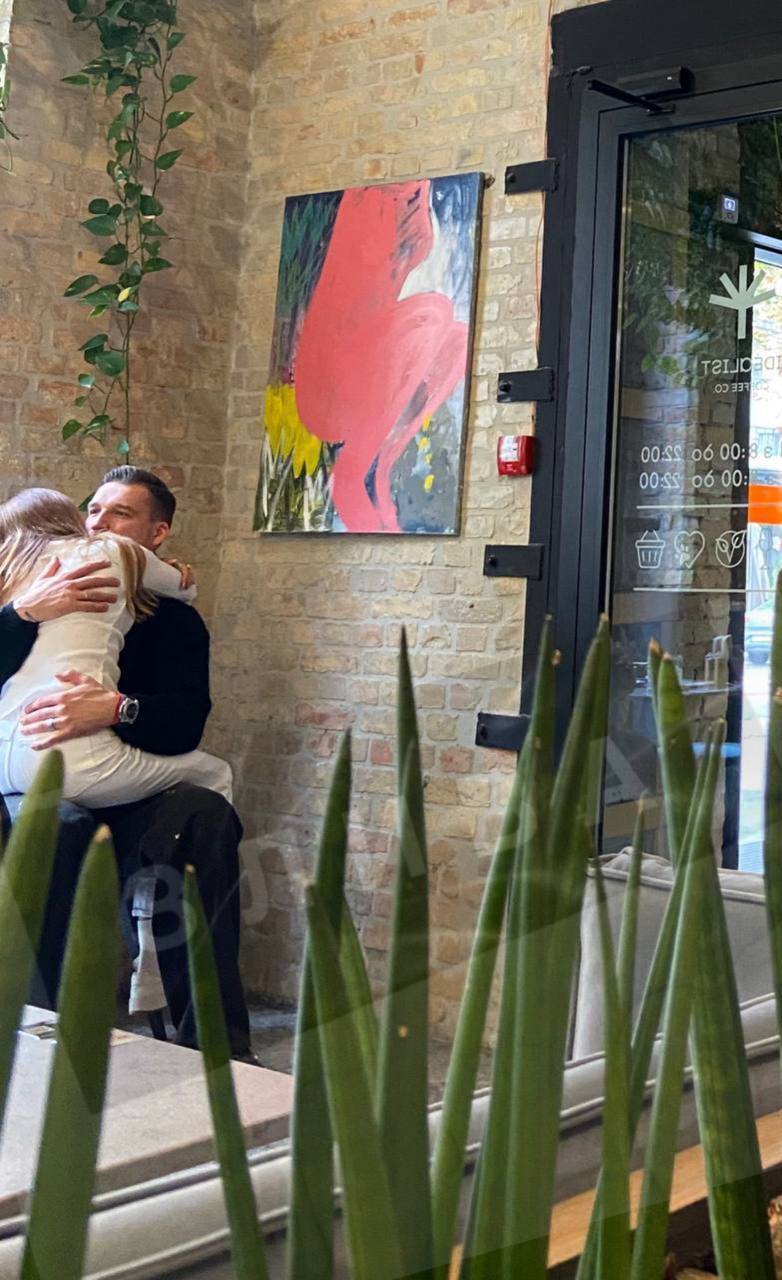 Наталку Денисенко, которая недавно развелась, застали в объятиях нового бойфренда: что о нем известно. Фото