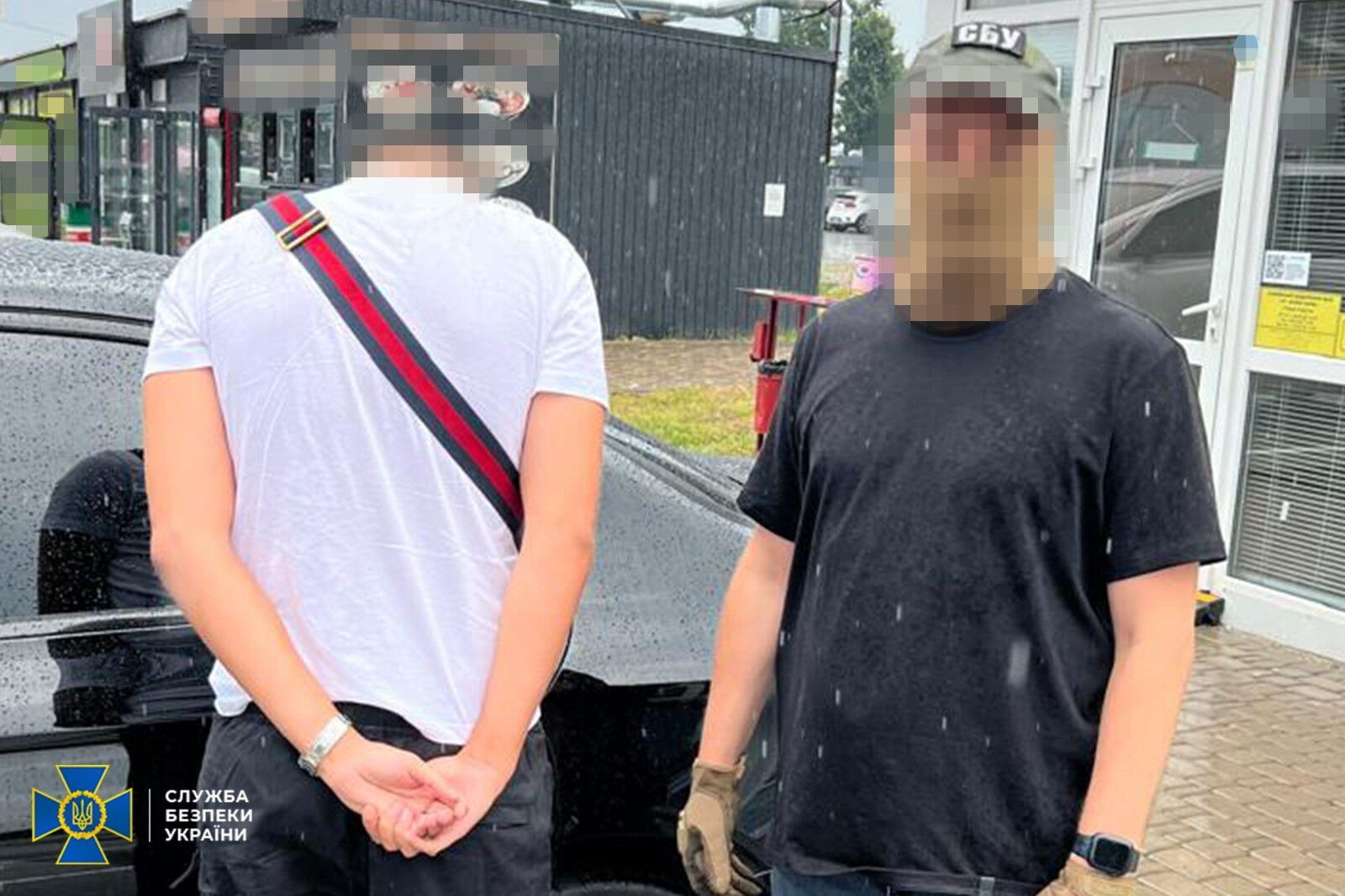 "Трансфер" в Молдову и фиктивное трудоустройство: СБУ разоблачила восьмерых организаторов схем для уклонистов