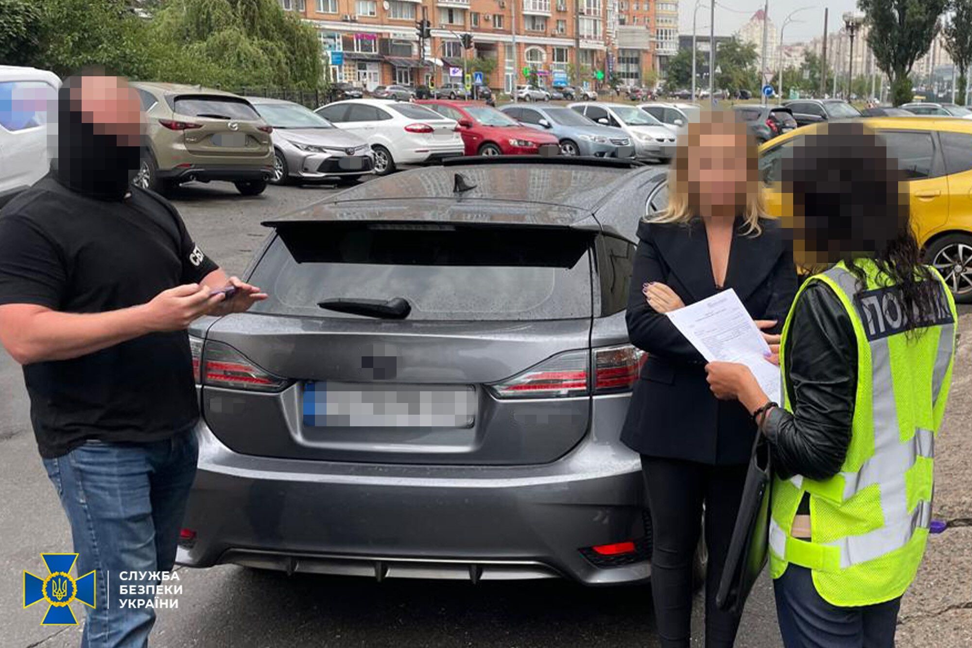 "Трансфер" в Молдову и фиктивное трудоустройство: СБУ разоблачила восьмерых организаторов схем для уклонистов