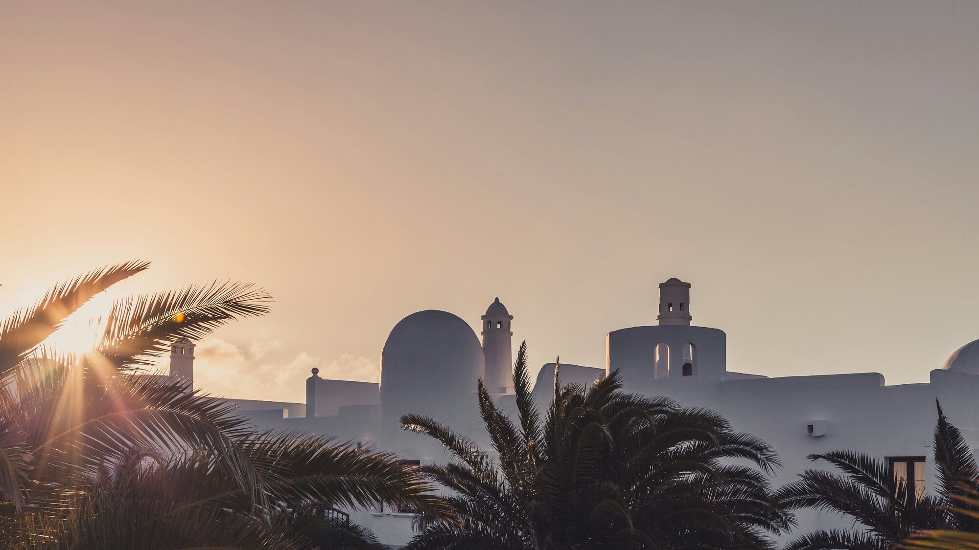 Островной рай: названо одно из самых дешевых направлений для путешествия в Испании