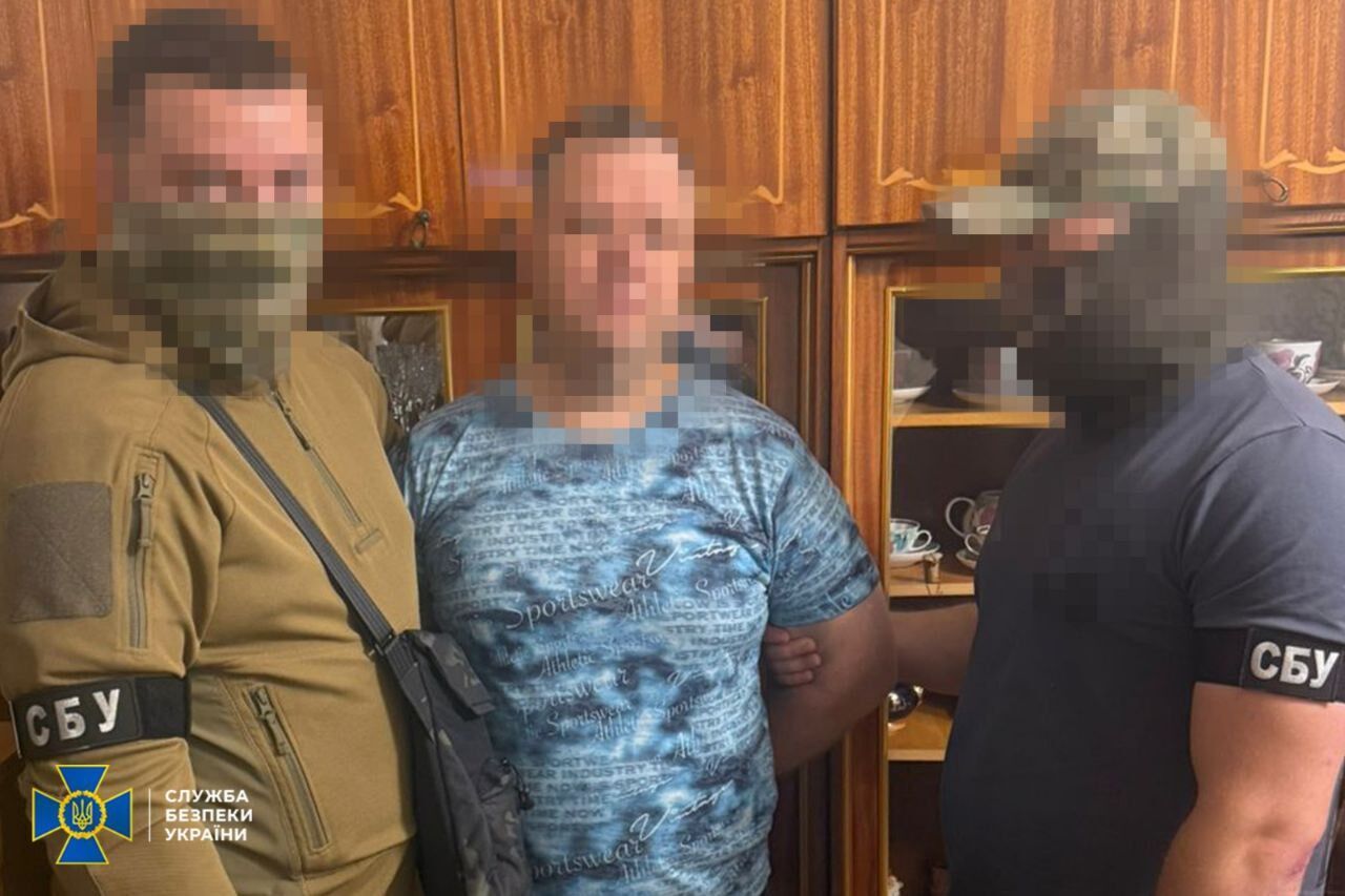 Сливали координаты: СБУ разоблачила агентурную группу российского ГРУ, которая наводила авиаудары по Днепропетровщине. Фото