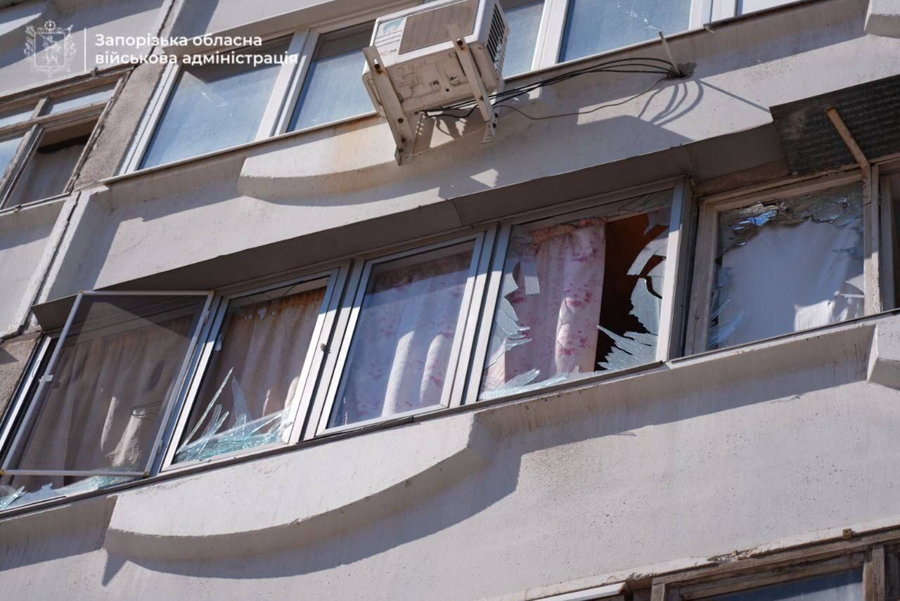 Оккупанты нанесли удар по Запорожью: есть раненые. Фото и видео
