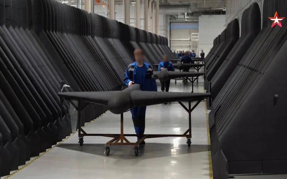 Китай за два года поставил подсанкционным фирмам России компоненты для дронов на $63 млн – The Telegraph