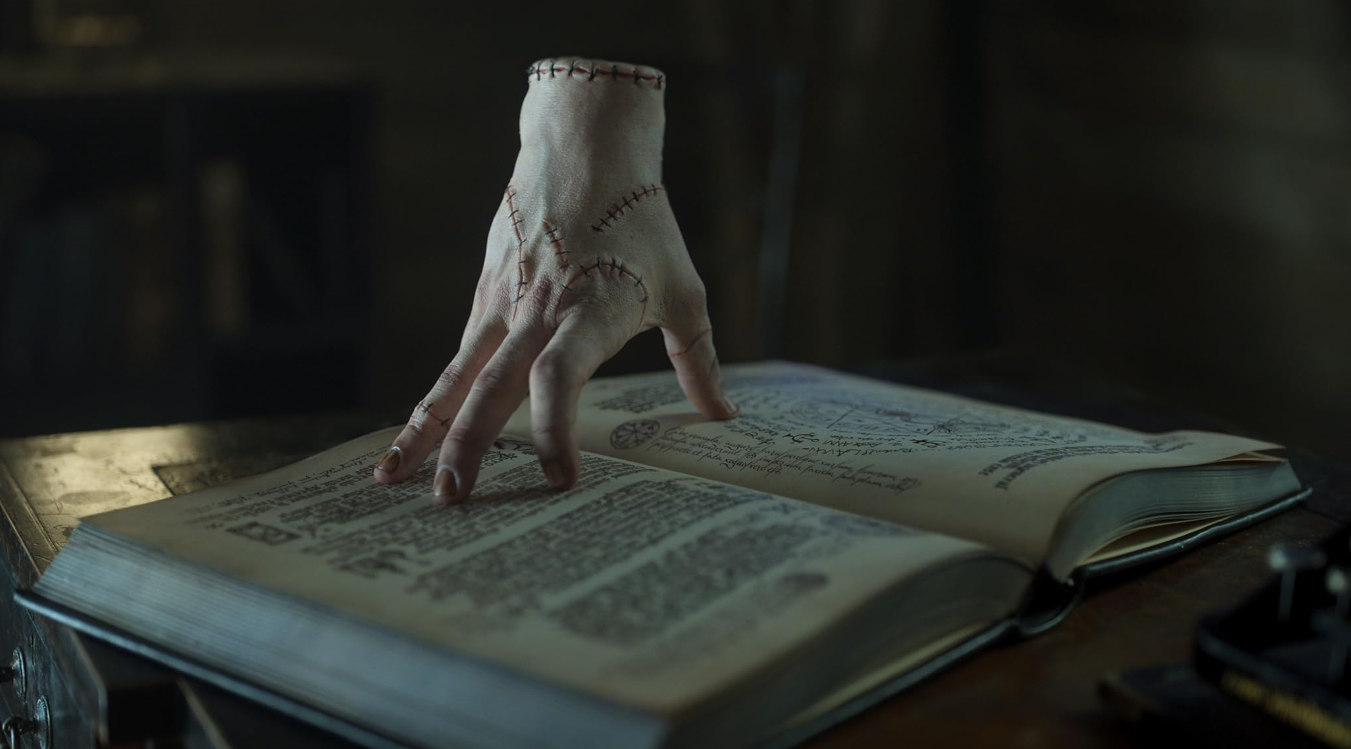 Як закінчився другий сезон "Венздей" і хто з героїв помер в останній серії