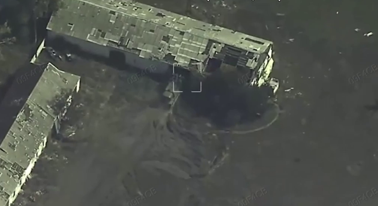 Превратили в металлолом: украинские воины на Донецком направлении уничтожили российский ЗРК "Бук" М1 за $10 млн. Видео