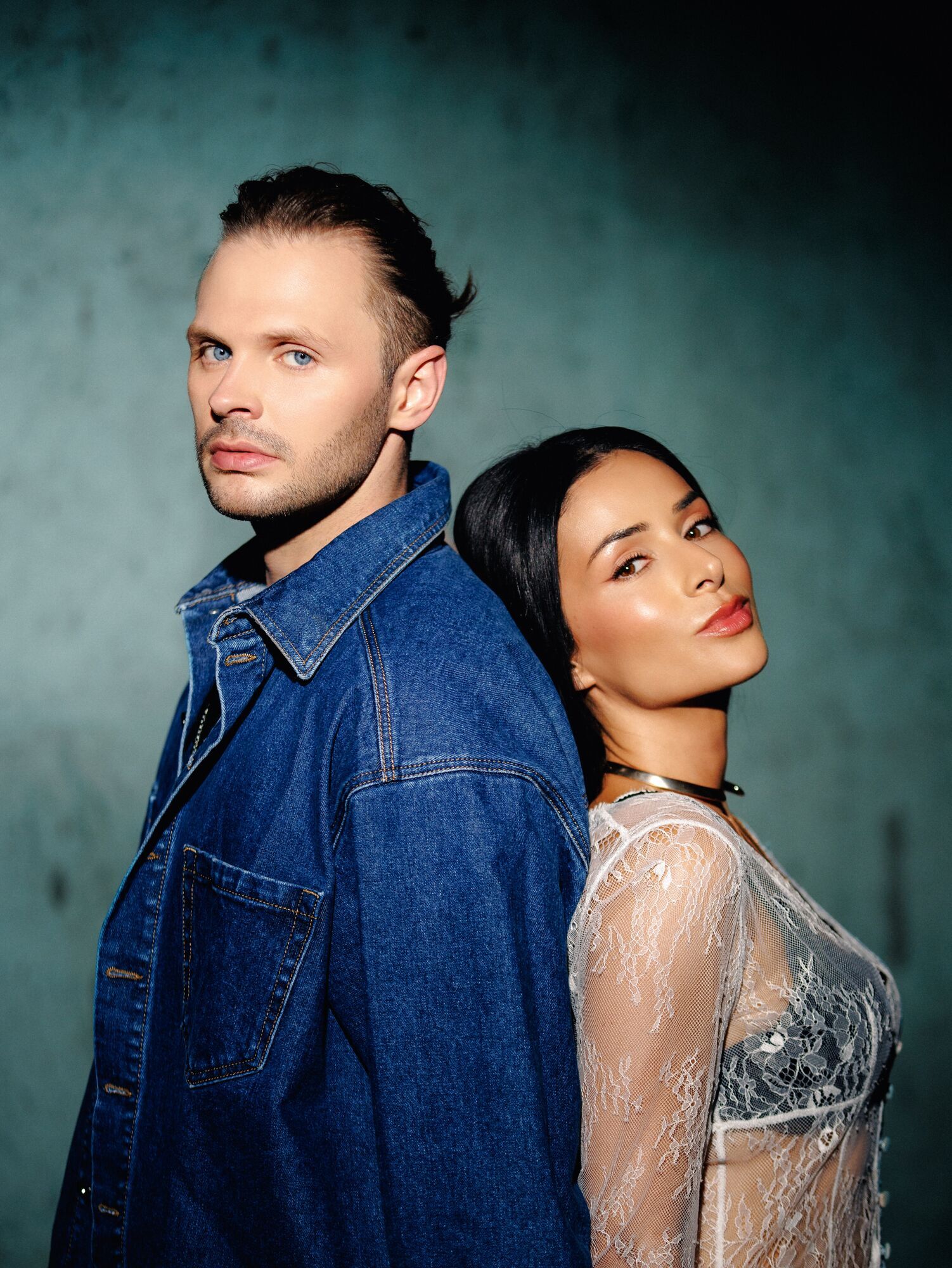 Неочікуваний дует: Zlata Ognevich та Cheev об’єдналися в новому релізі "Обійми – обійми"