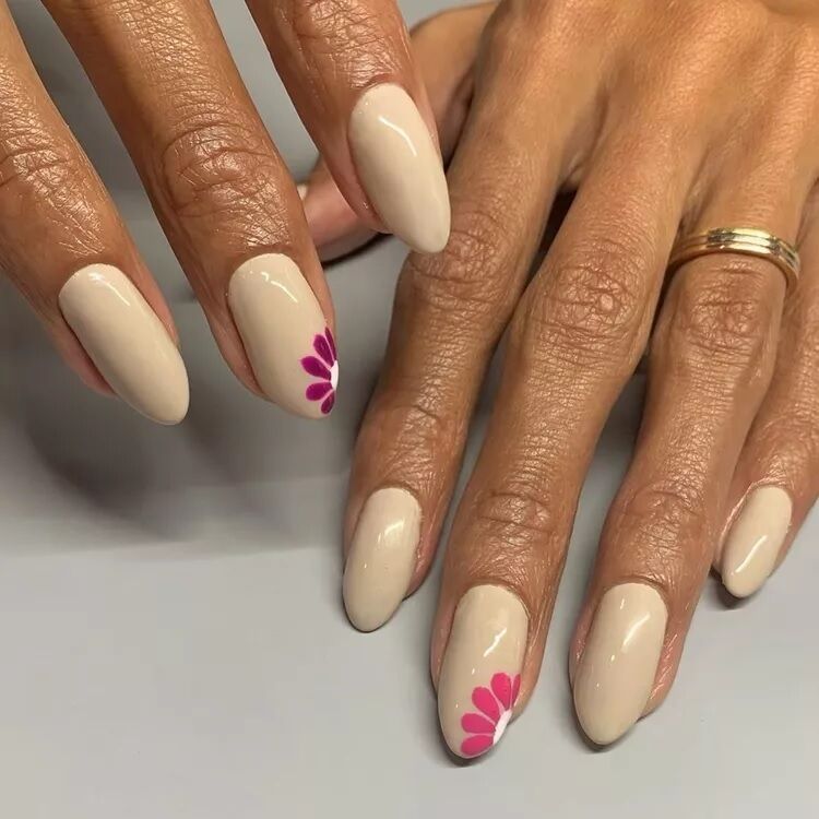 Топ-5 ідей короткого манікюру: ідеальні варіанти на осінь-2025