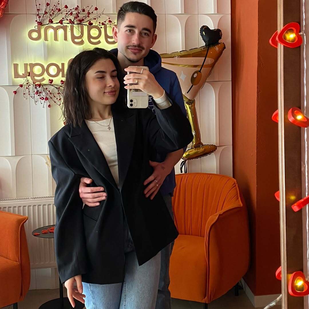 Переможець "Голосу країни" Роман Сасанчин розійшовся з дружиною і показав їхнє листування: жінка в сльозах відреагувала