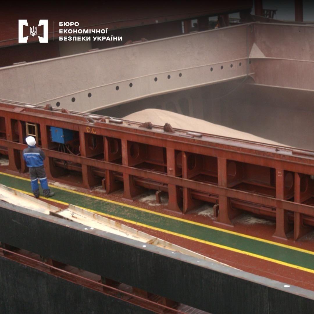 Из Украины пытались вывезти сою на более чем 92 млн грн