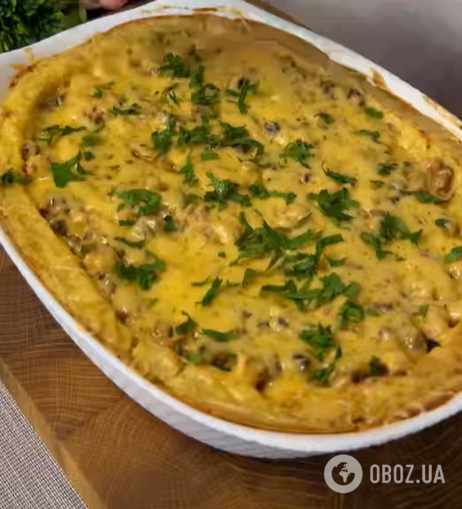Значительно лучше привычного пюре: как приготовить вкусную картофельную запеканку на ужин