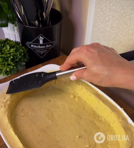 Значительно лучше привычного пюре: как приготовить вкусную картофельную запеканку на ужин