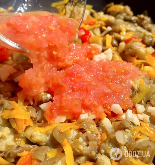 Цибуля і морква для страви