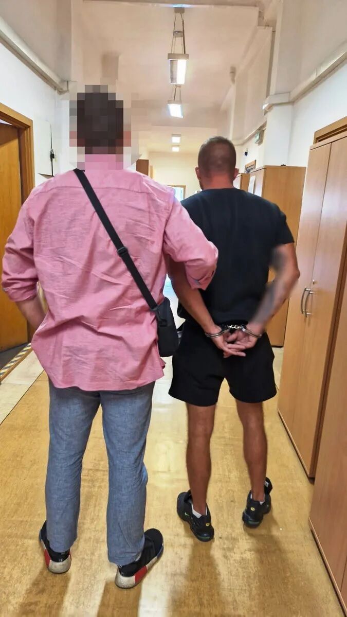 Напали возле магазина: в Польше жестоко избили группу украинцев, нападавших задержали. Фото