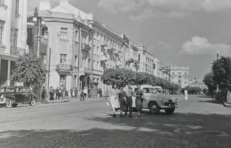 Деякі будинки залишилися лише на світлинах: історичні фото Вінниці у ХХ столітті