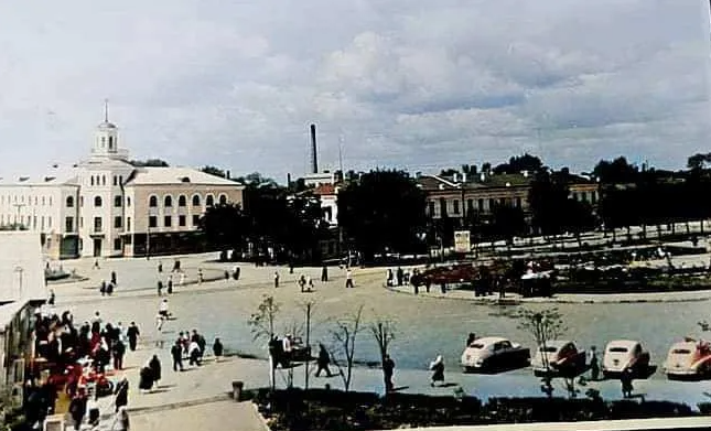 Деякі будинки залишилися лише на світлинах: історичні фото Вінниці у ХХ столітті