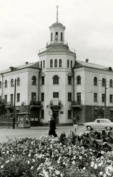 Деякі будинки залишилися лише на світлинах: історичні фото Вінниці у ХХ столітті