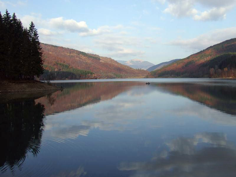 Отдых в Украине осенью 2025 года: куда поехать и что посмотреть